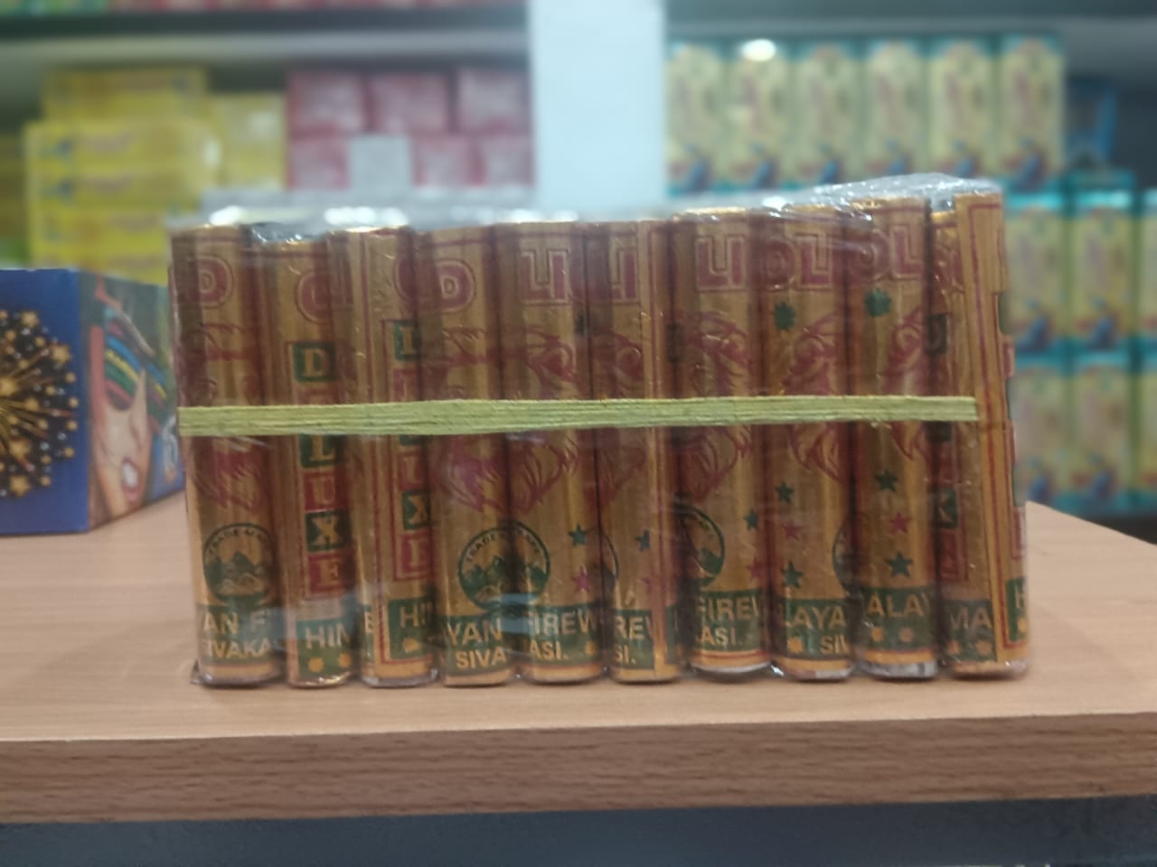 4" Gold Lakshmi (5 Pcs)